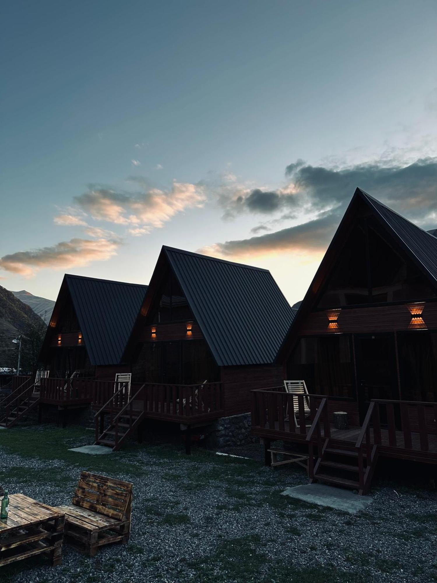 Trip Zone Kazbegi Apartment Екстериор снимка